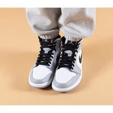 Jordan 1 Mid Light 554724-092 2