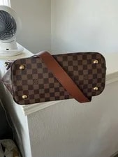 Louis Vuitton Neverfull Interior 3
