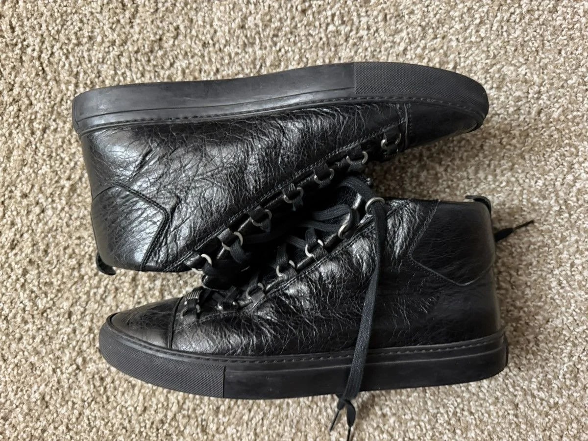 Balenciaga — Balenciaga Arena — Sneakers — resale