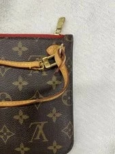 Louis Vuitton Neverfull Pochette Wristlet Interior 3