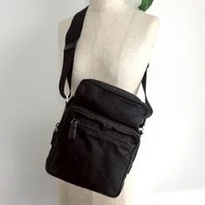Good Condition Prada Large Capacity Pochette 2