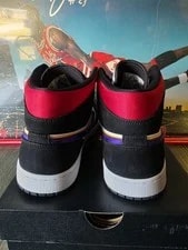 Size 10.5 - Air Jordan 1 SE Mid Rivals 4