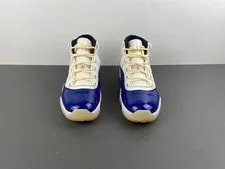 Jordan — Air Jordan 11 Retro Air — Sneaker — resale