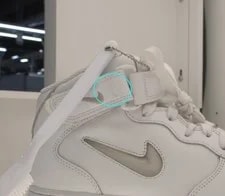 Nike DM0027-100 Moderate Wear Or Visible Flaws 3