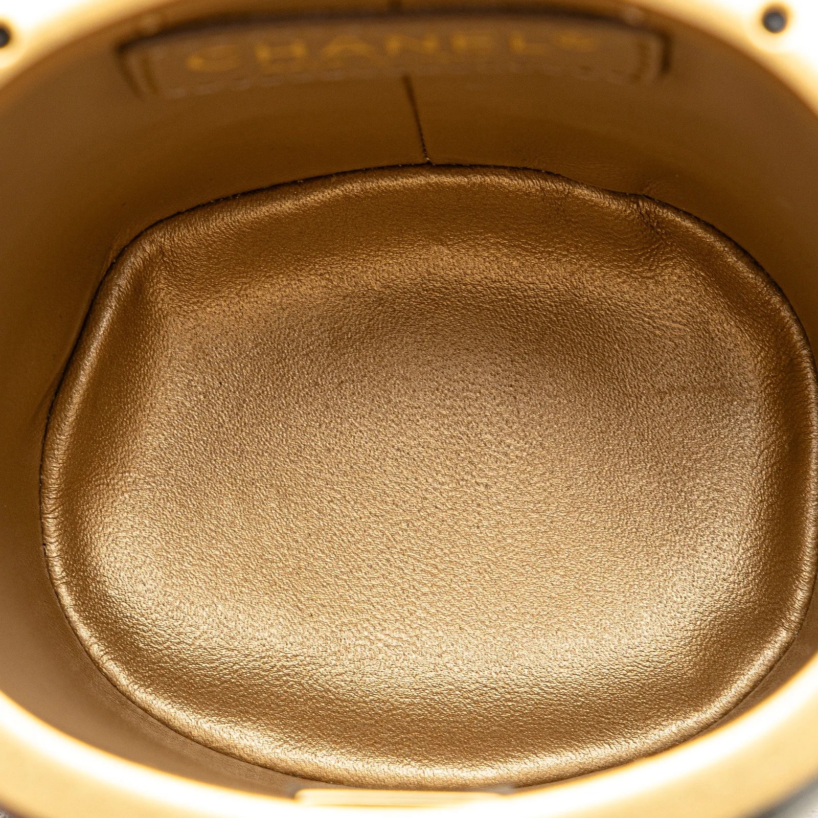 Crown Box 4