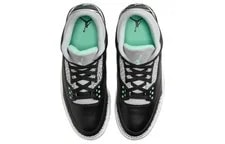 Air Jordan 3 ' Glow' CT8532-031 Size 4