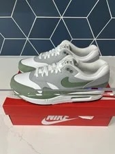 NIKE — Size 10.5 - Nike Air Max 1 Spiral — Sneaker — resale