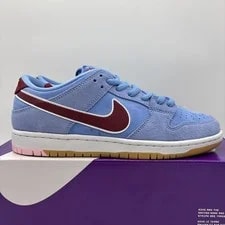 Nike SB — Nike SB Dunk Low Philadelphia Phillies Shoes Size 8 DQ4040-400 — Sneaker — resale