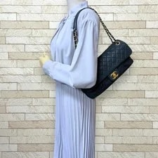 Chanel WChain Single Flap 2