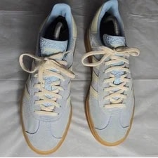 Adidas — Adidas Gazelle Bold / Low Top Lace Up Gum Sole — Sneaker — resale