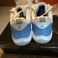 Air Jordan 11 Retro Low Size 10.5 /Univerity 3