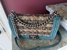 Chanel Boy Flap With Medium 2