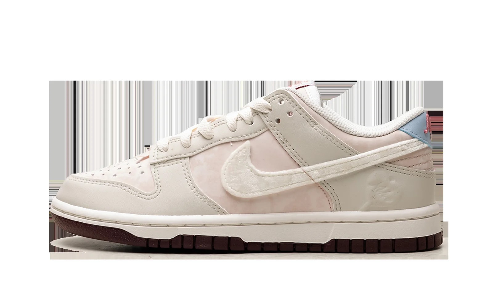 NIKE — Nike Dunk Low Wmns "Valentine's Day" IQ1145 610 — Sneaker — resale