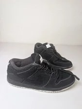 Nike SB Dunk Low X Gnarhunters Size 8.5 42 Lace Shoes DH7756-010 2
