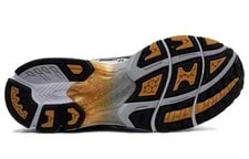 Asics Gel-Kayano 14 1201A019-102 4