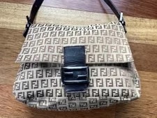 Authentic Fendi Mamma Baguette 2
