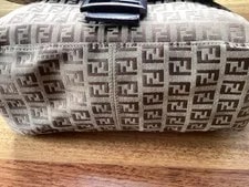Authentic Fendi Mamma Baguette 4