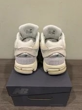 New Balance 2002R M2002REK 4