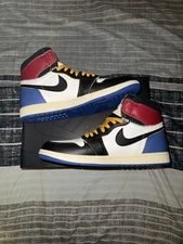 Design X X Air Jordan 1 Retro OG High Varsity 2