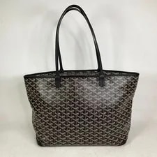 Goyard Artois and 4