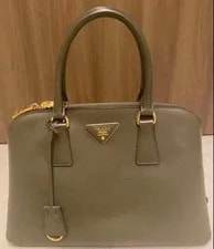 Prada 2Way Medium 2