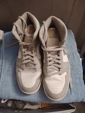 Jordan Air 1 Mid College 554724-082 11 2