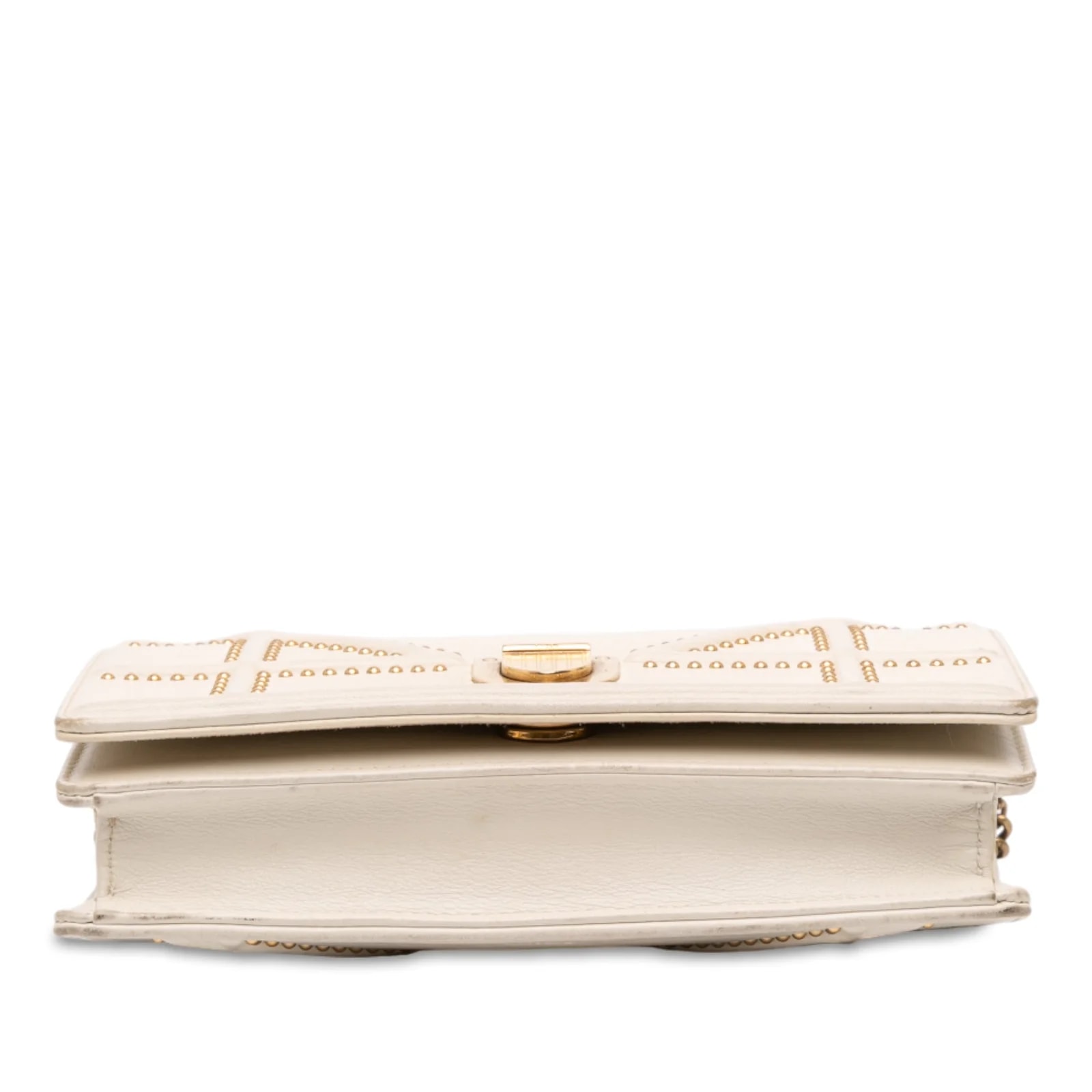 Diorama Wallet on Chain 3