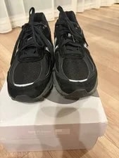10.5US New Balance 990V4 2