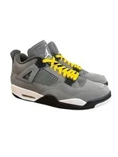 Jordan — Jordan 4 Retro — Sneaker — resale