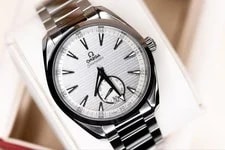 Omega — 2025 Omega Seamaster Aqua Terra "Small Seconds" Complete Set — Watch — resale