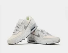 Nike Air Max 90 in Light and UK 10 3