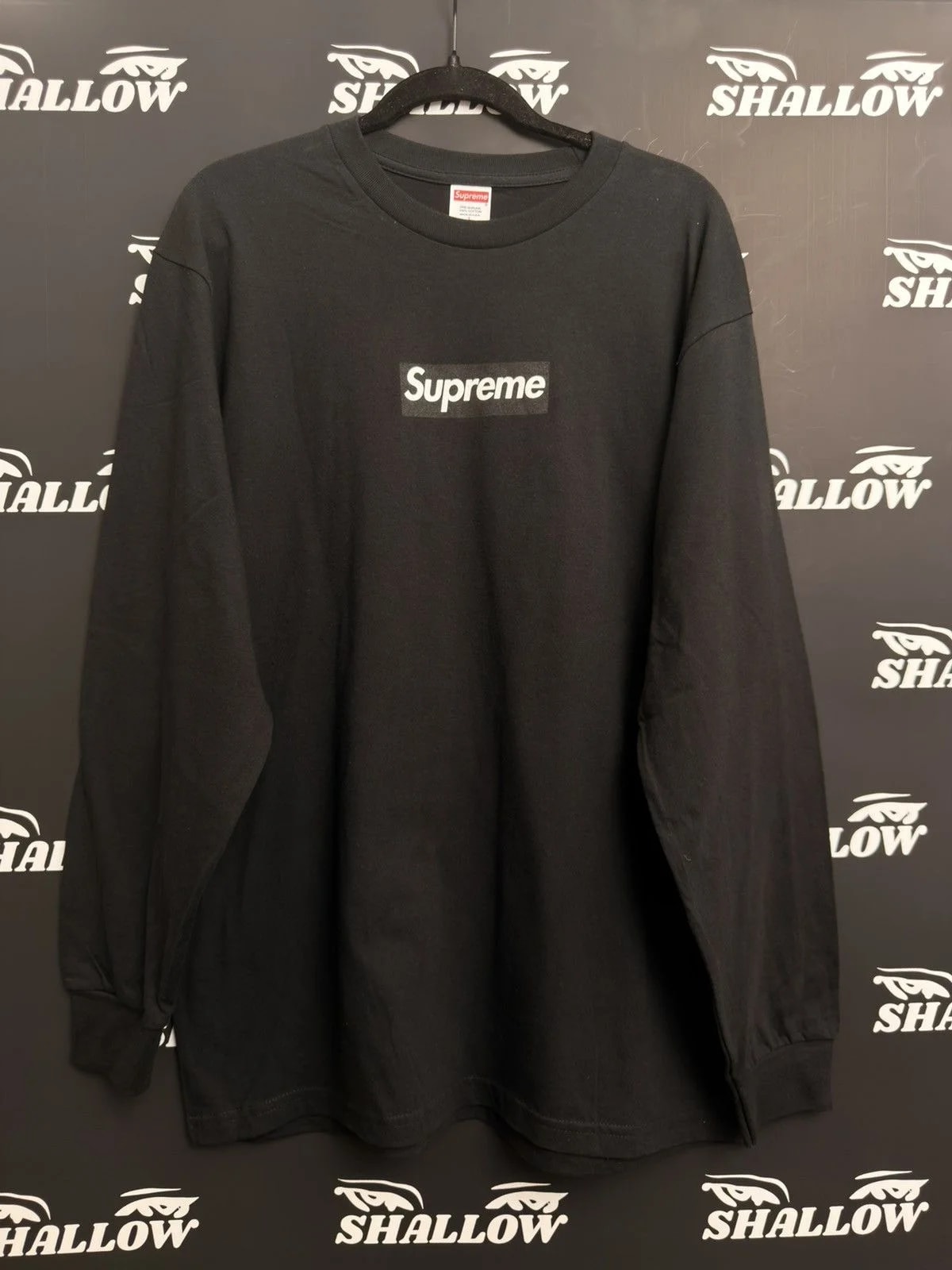 Supreme — Supreme Box Logo Long Sleeve — streetwear — resale
