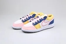 Jordan 1 Low ' (GS) -100-37.5Y- Uni 4
