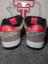 Size 13 - Nike SB Dunk Low Beijing 4