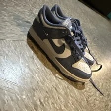 Nike — Nike Dunk Low Top Athletic / Lace-Up — Sneaker — resale