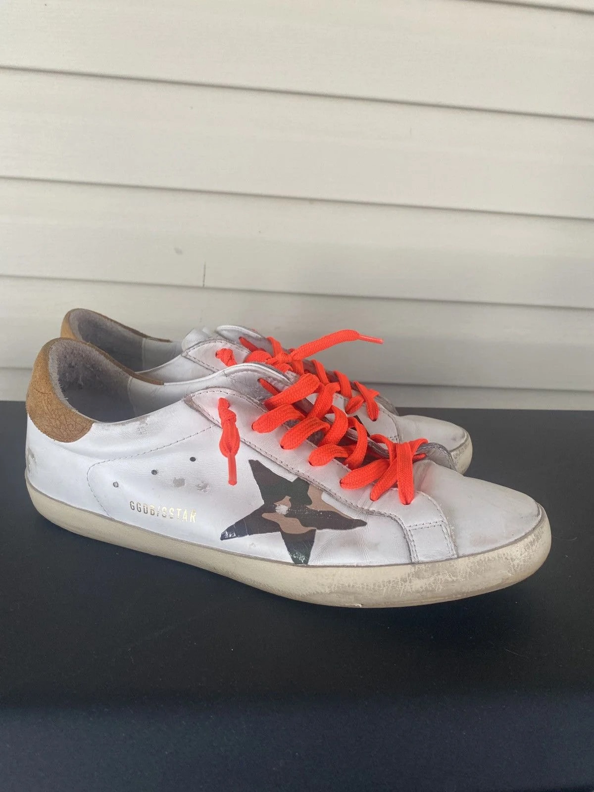 Golden Goose — Golden Goose Camo 44 — Sneaker — resale