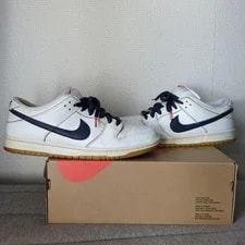Nike SB — 10.5US Nike Sb Dunk Low Label — Sneaker — resale