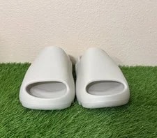 Yeezy YS-01 Slide - Size 11 ’s - in Box - Fast Ship 3