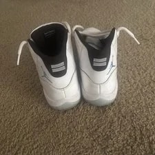 Jordan 11 Legend 3