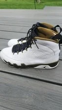 Air Jordan — Size 11 - Air Jordan 9 Retro Statue — Sneaker — resale