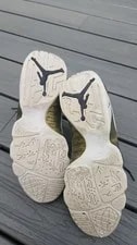 Size 11 - Air Jordan 9 Retro Statue 3