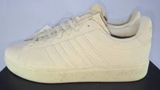 Adidas Grand Court 2.0 Size 8 Low Top Warm 2