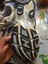 Asics Gel-Kayano 14 9 US As-is NO BOX 3