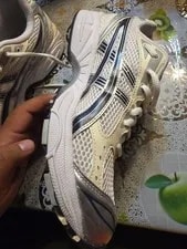 Asics Gel-Kayano 14 9 US As-is NO BOX 4