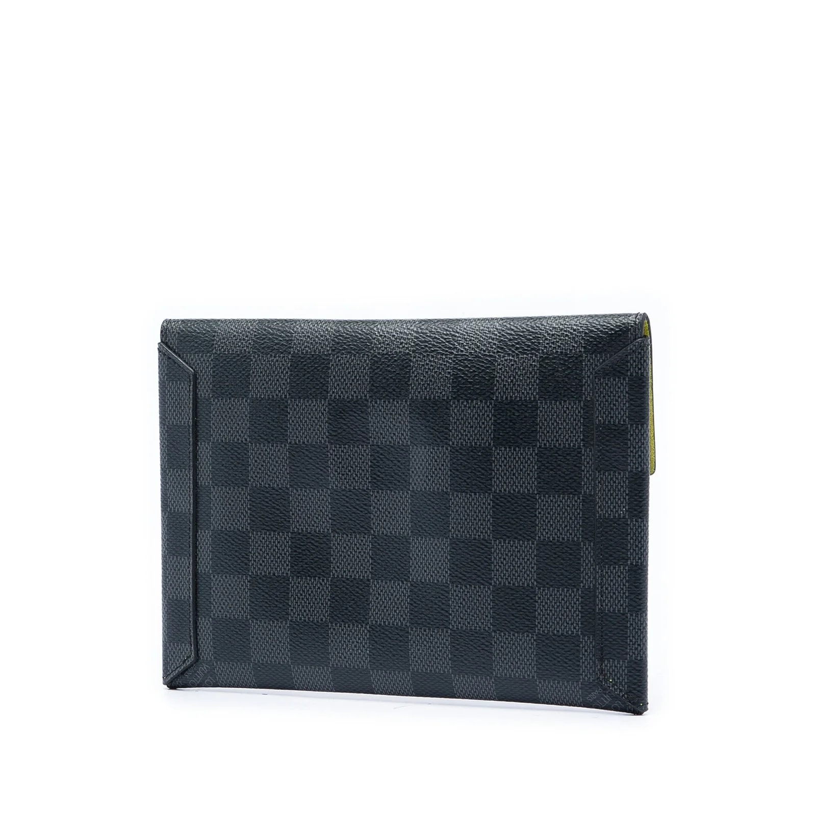 Alpha Pochette 2