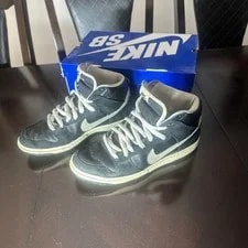Nike SB — Nike SB Dunk High Pro ‘Venom 2008’ — Sneaker — resale