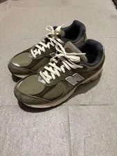 New Balance — 8.0US New Balance 2002R — Sneaker — resale