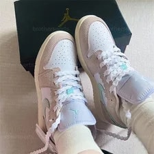 Air Jordan 1 Low SE GS 'Scalloped Edge' DZ5356-800 3