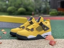 Air Jordan — Air Jordan 4 Retro Lightning CT8527-700 ’s Tour — Sneaker — resale