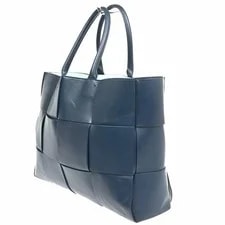 Bottega Veneta Logo Arco Made in Italy 2 2